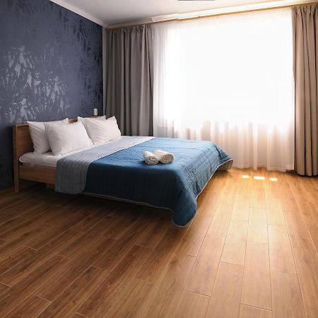Scandinavian Poltava Apartments With 2 Rooms, 3 Beds 1 Sofa Dış mekan fotoğraf