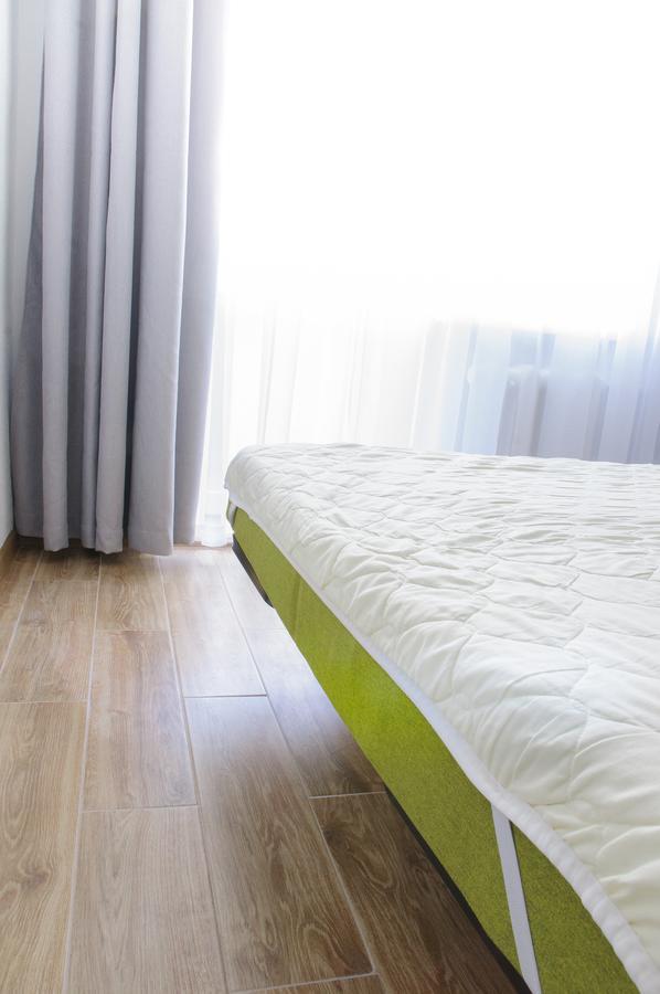 Scandinavian Poltava Apartments With 2 Rooms, 3 Beds 1 Sofa Dış mekan fotoğraf