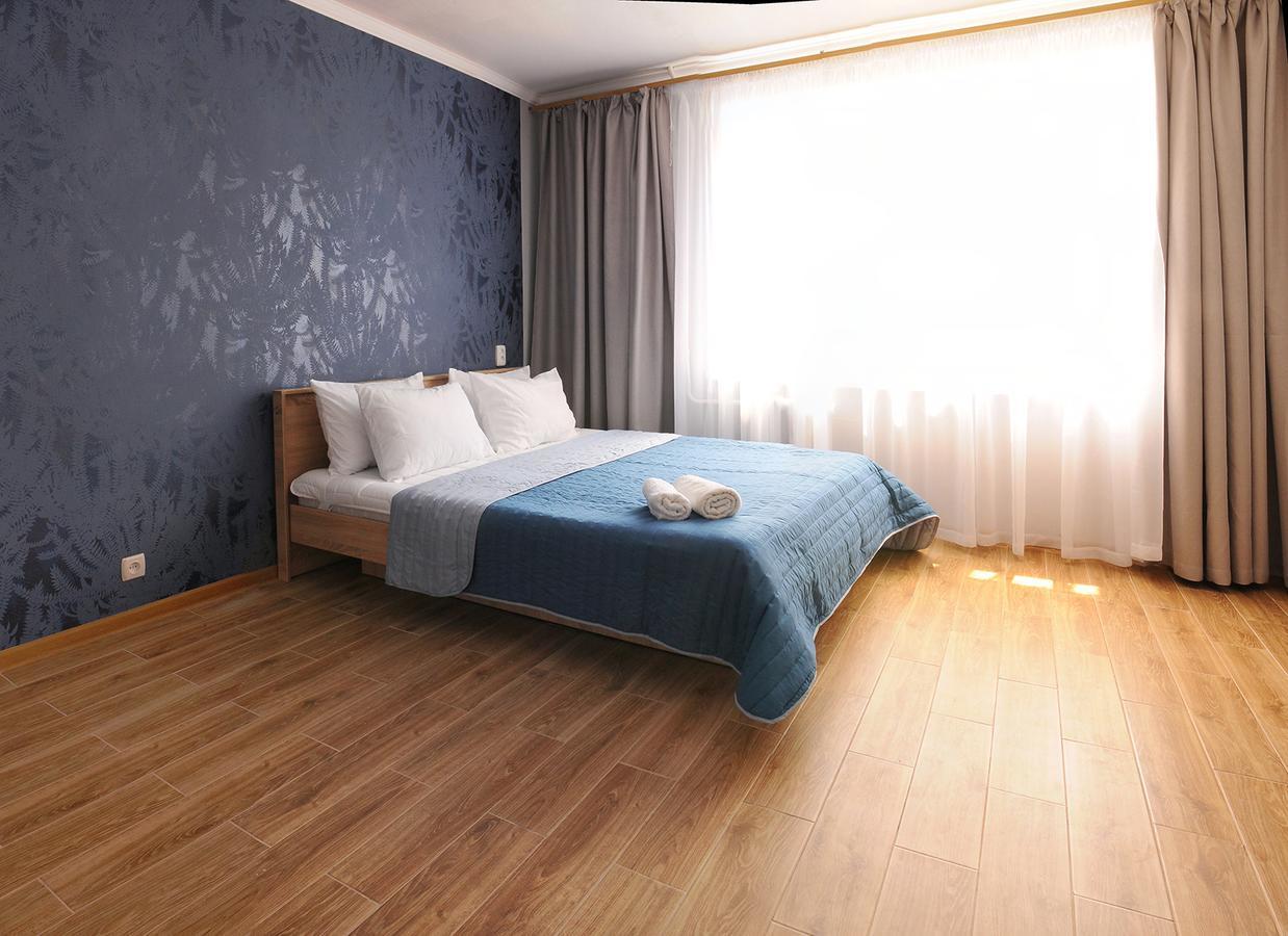 Scandinavian Poltava Apartments With 2 Rooms, 3 Beds 1 Sofa Dış mekan fotoğraf